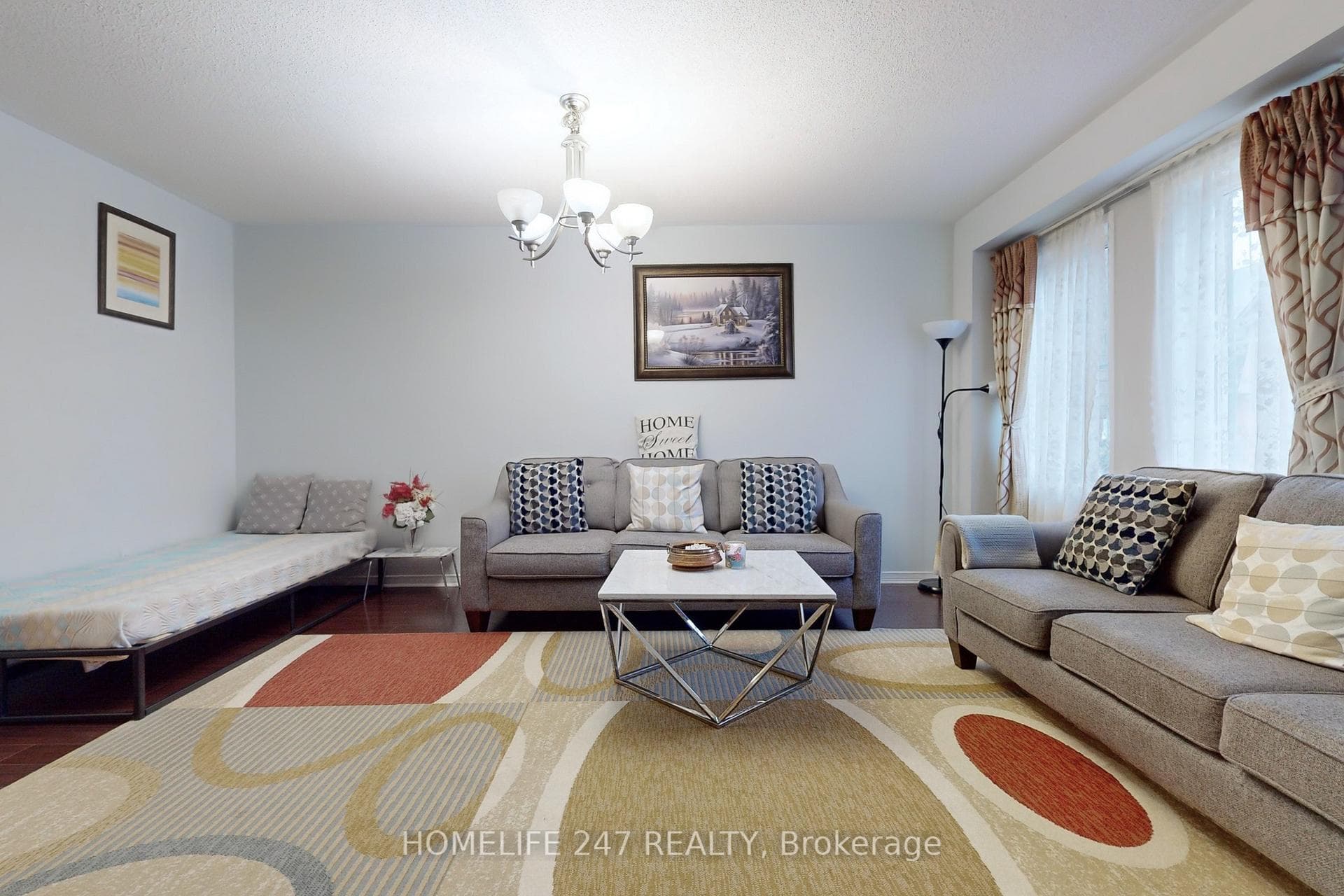 118 Jenkinson Way photo 3