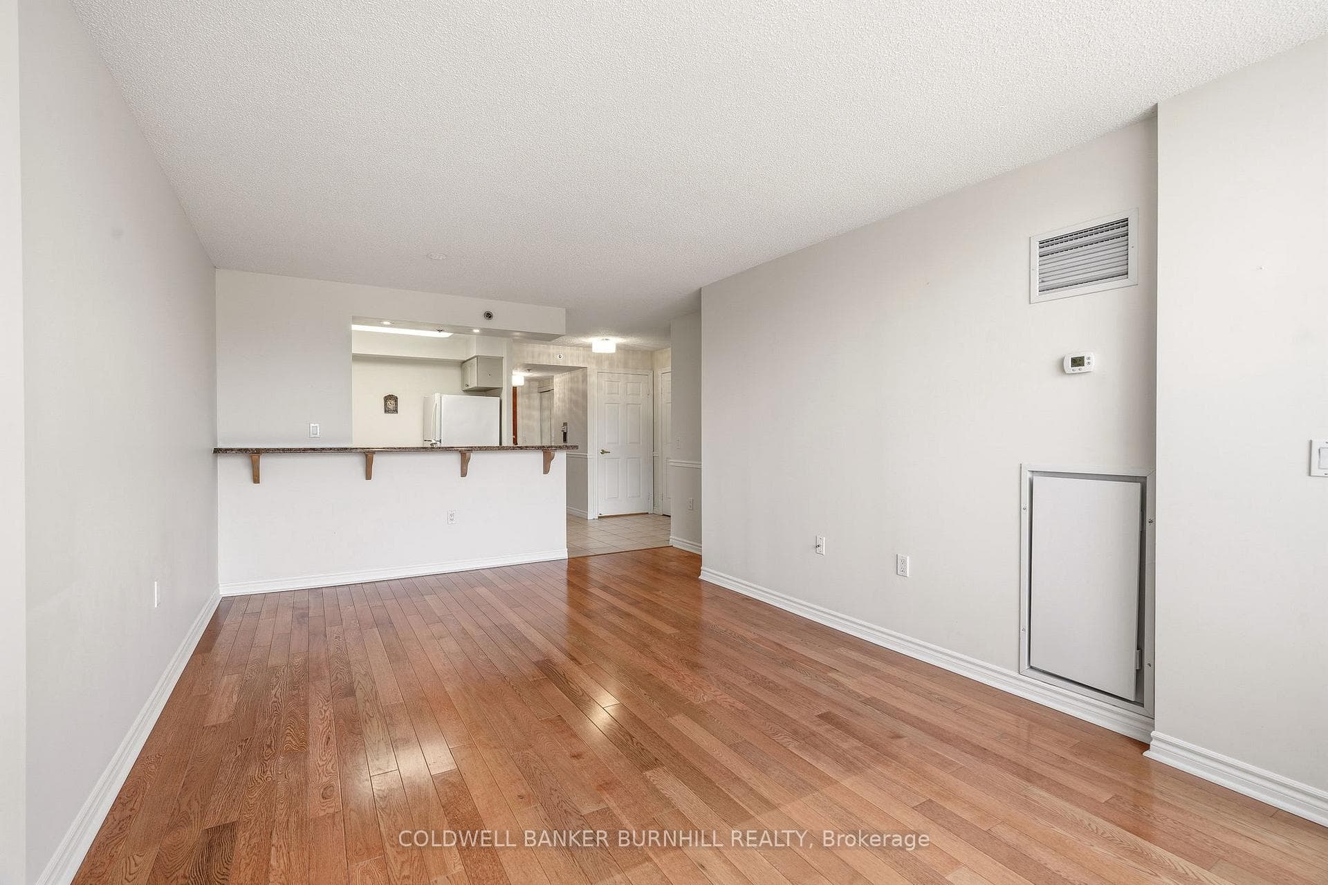 100 BURLOAK Drive Unit 1415 photo 10