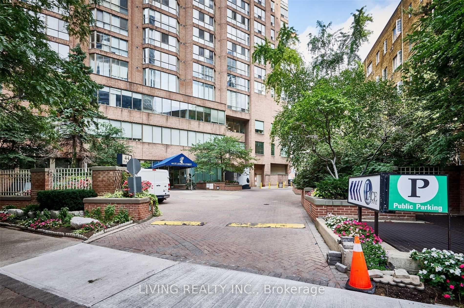 44 St Joseph Street Unit 2210 photo 3