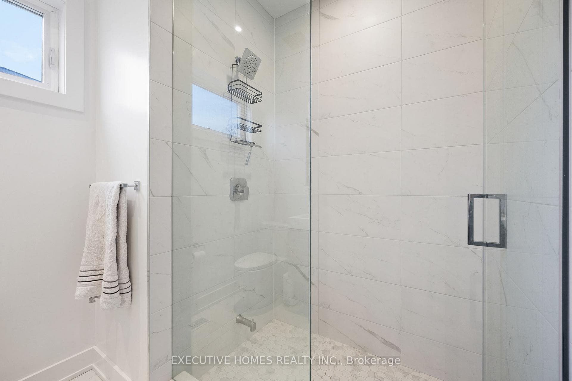 31 King George Road photo 28