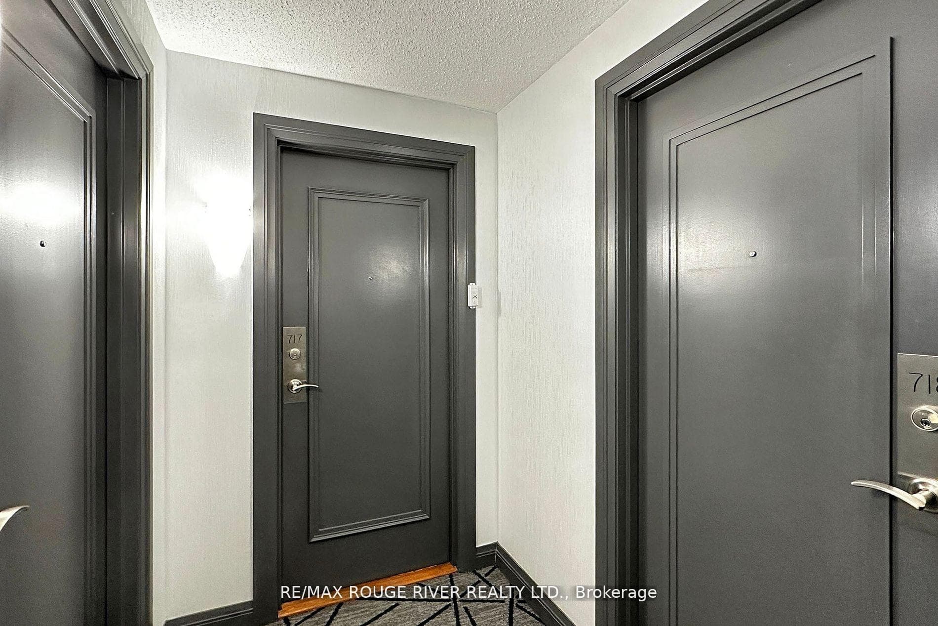 1200 The Esplanade N/A Unit 717 photo 5