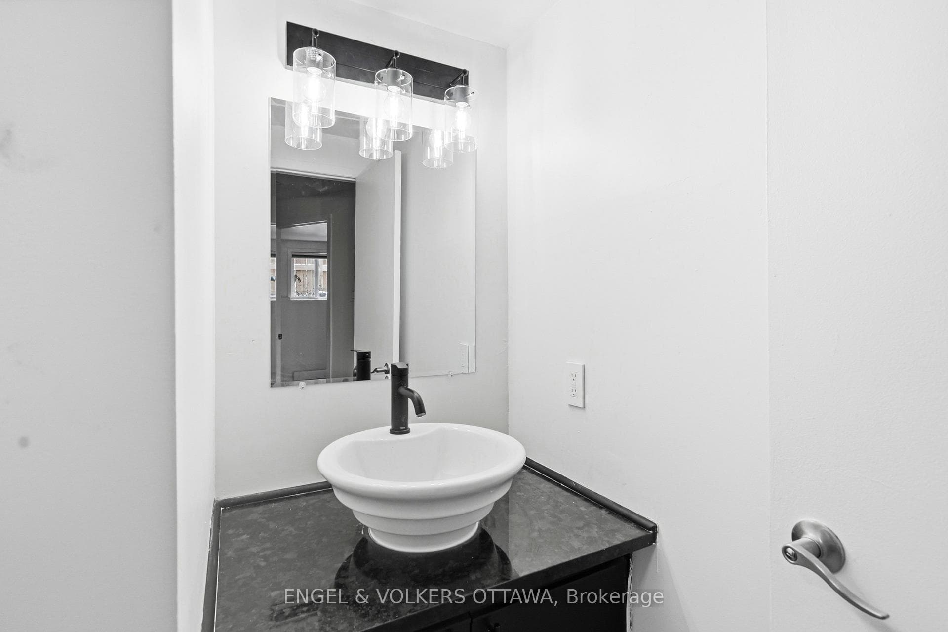 311 Presland Road Unit B photo 20