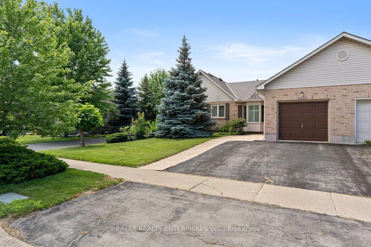 4430 Michael Avenue photo 1