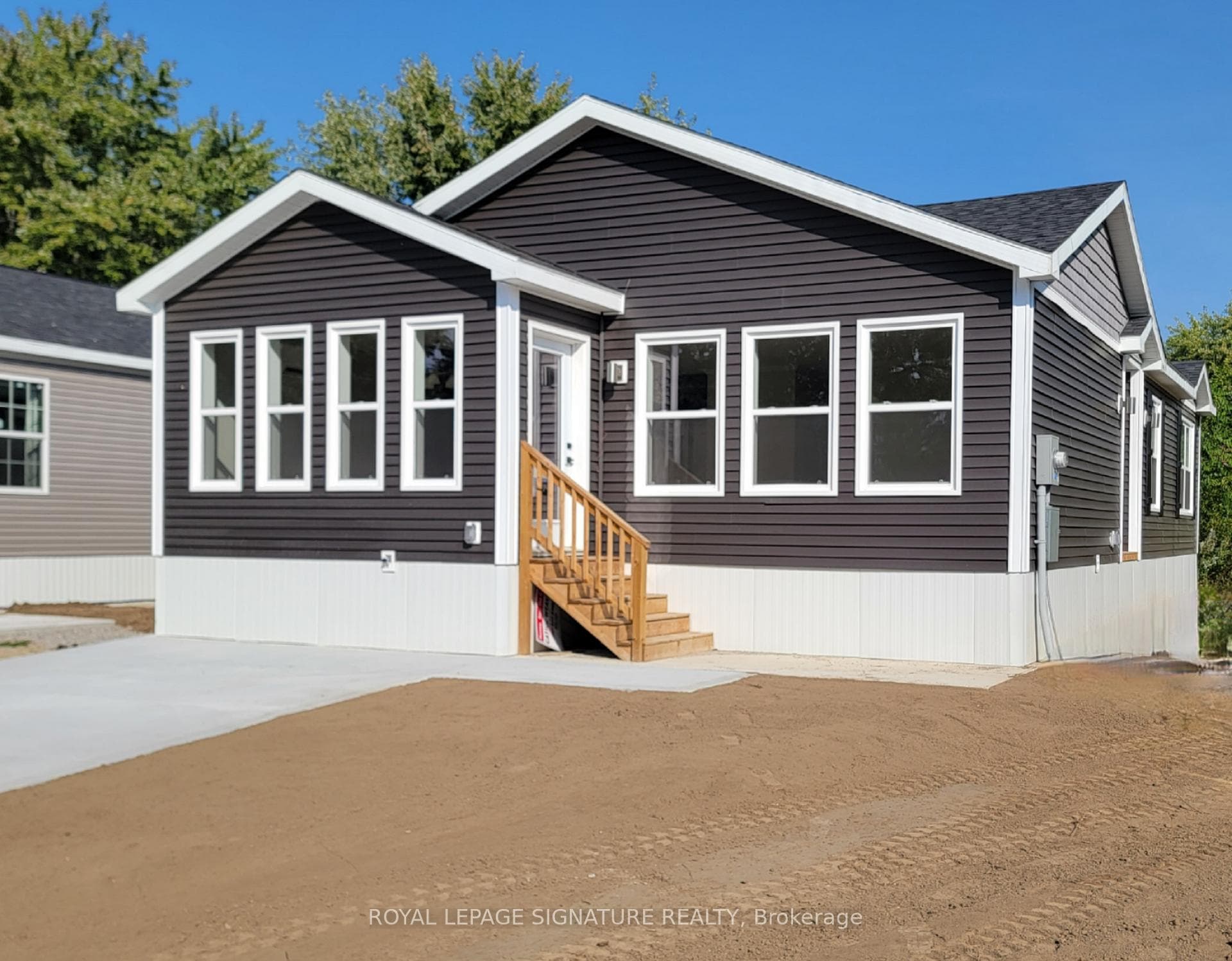 14 Briarwood Place photo 3