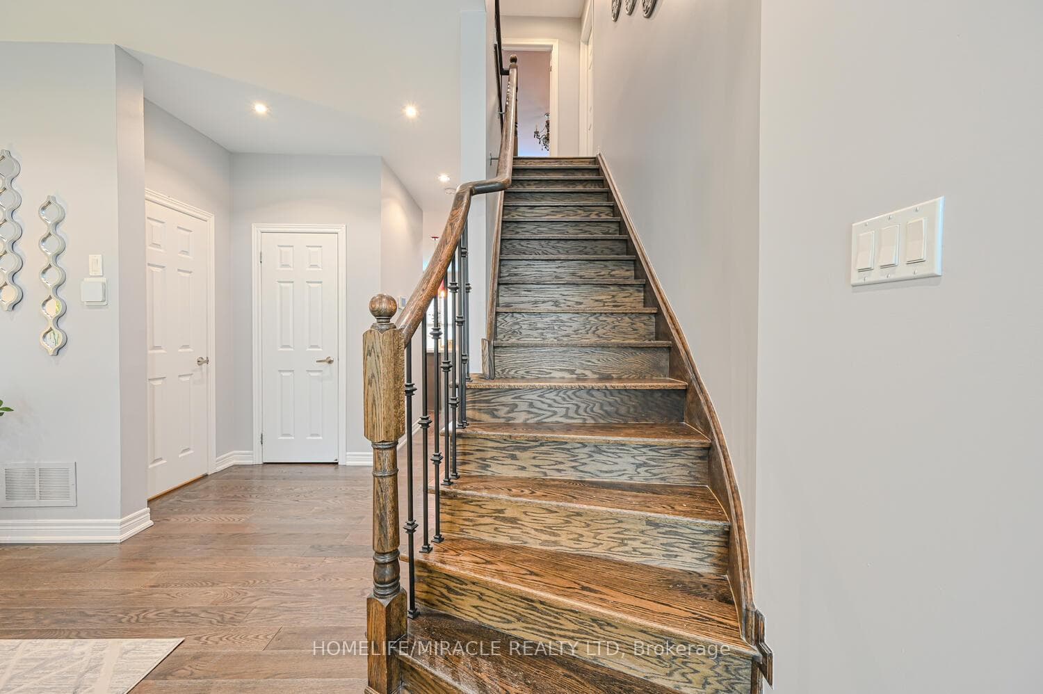 3 Sky Harbour Drive photo 19