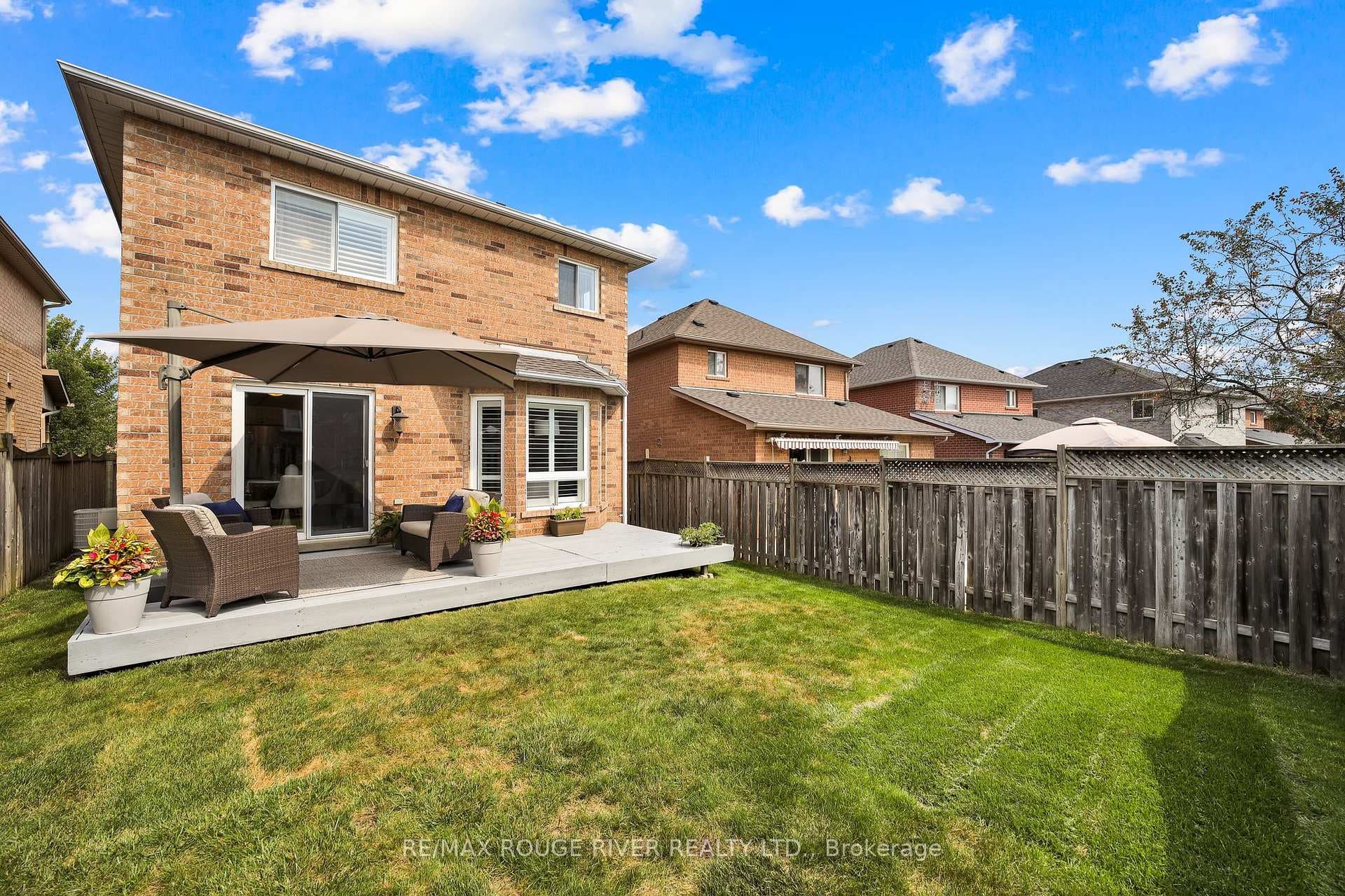 29 Huntington Crescent photo 38