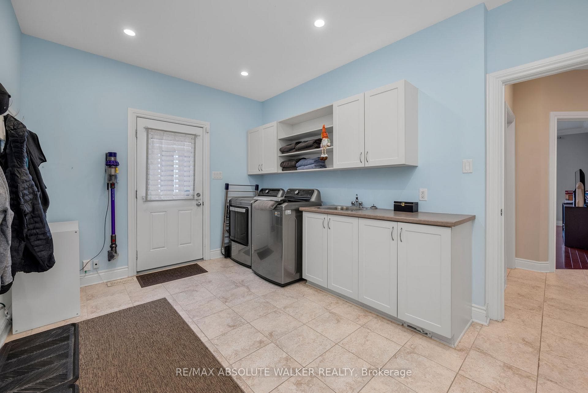 11 Tradewinds Drive photo 22