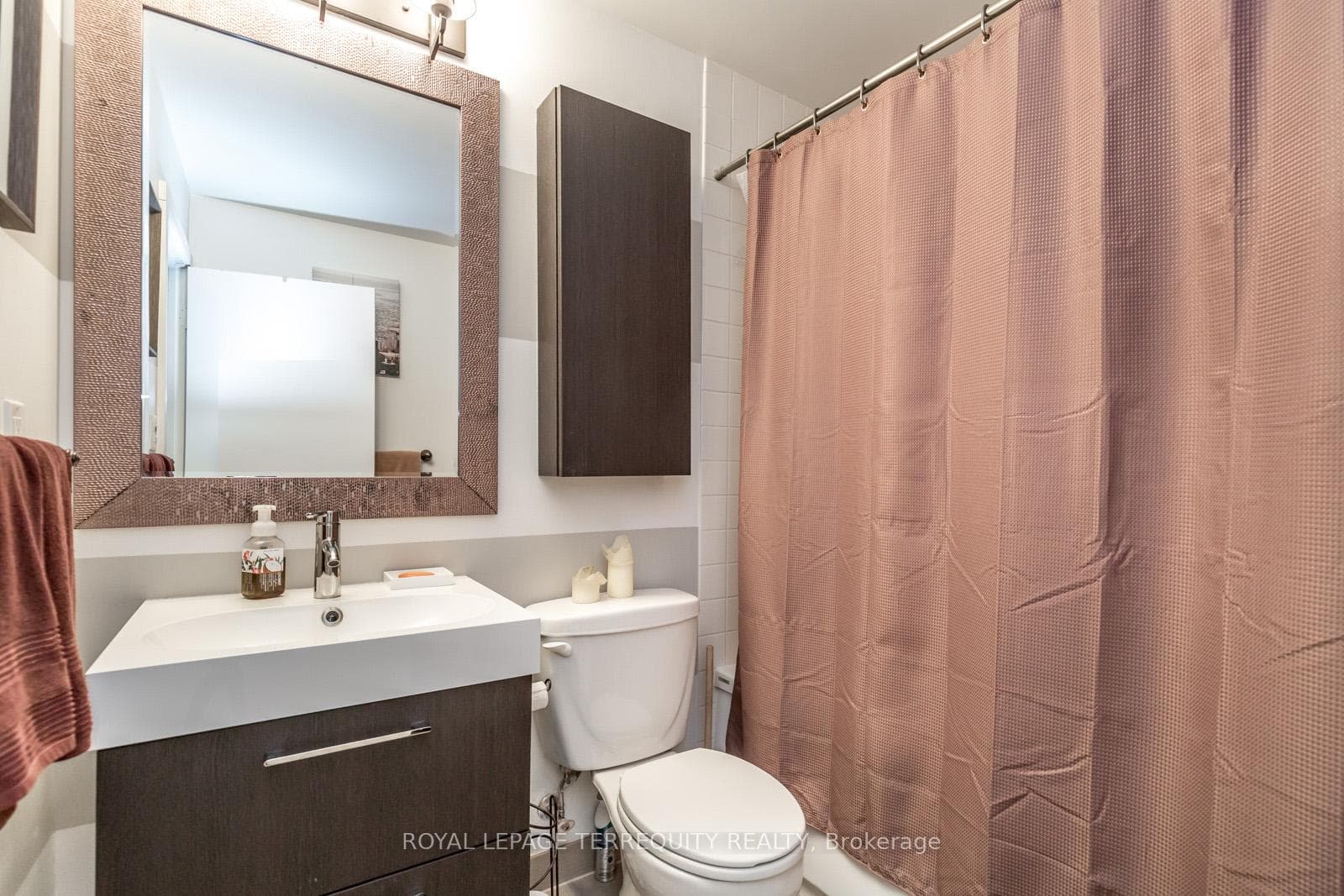 766 King Street Unit 303 photo 10