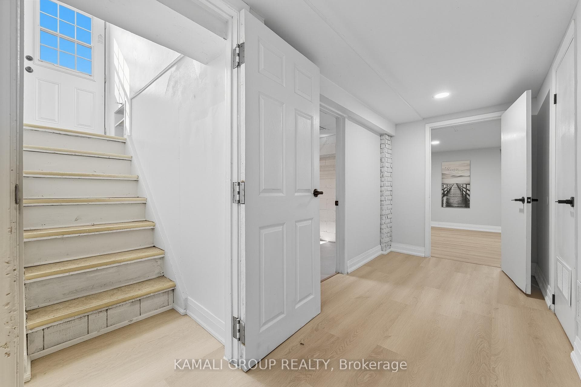 LEGAL BASEMENT APARTMENT (ARU)