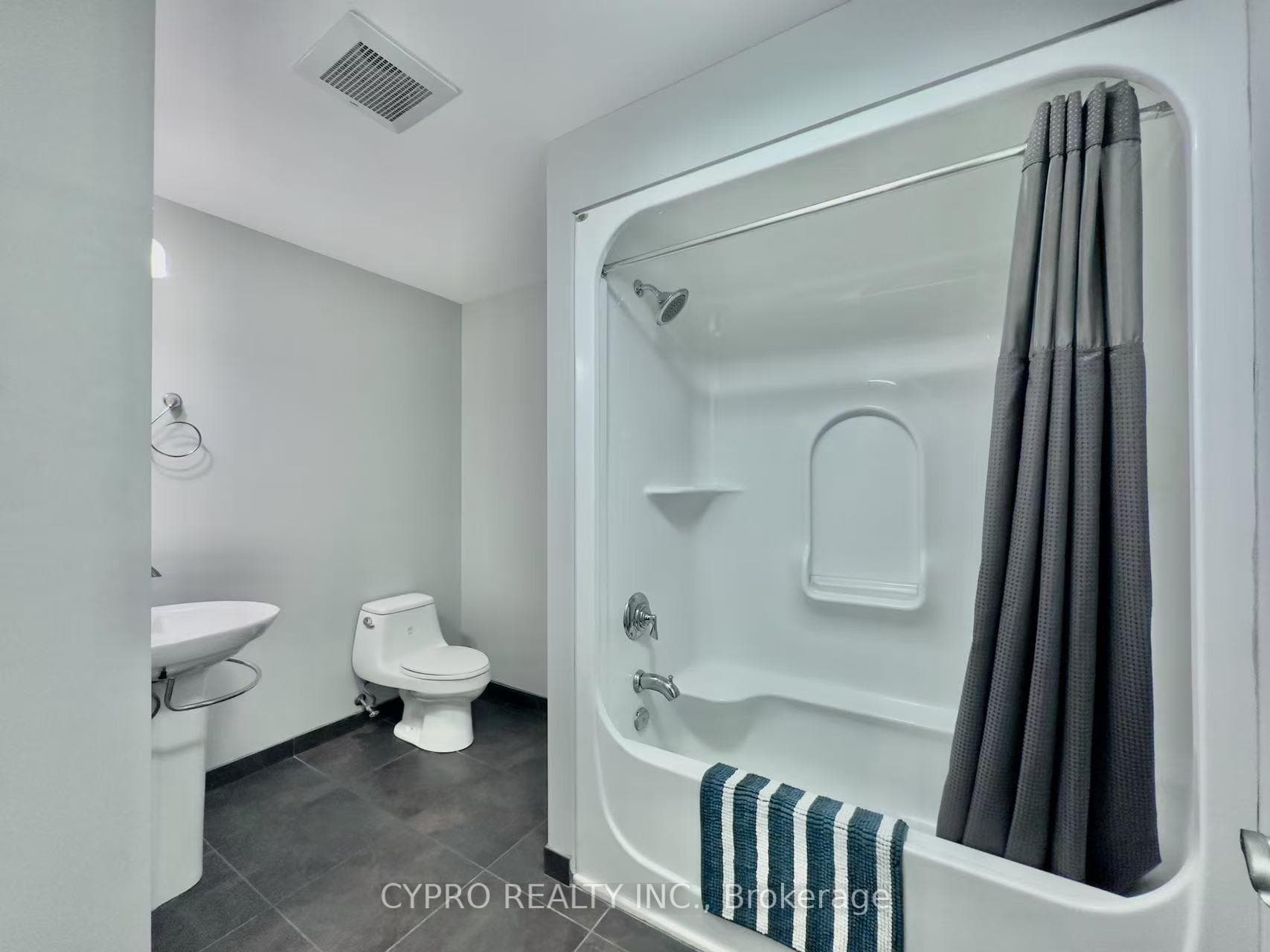 250 PALL MALL Street Unit 1305 photo 9