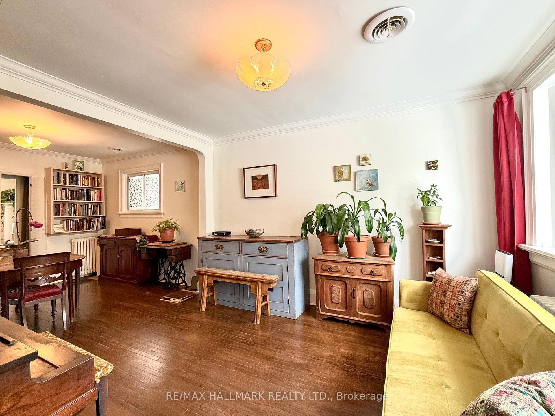41 Richard Avenue photo 3