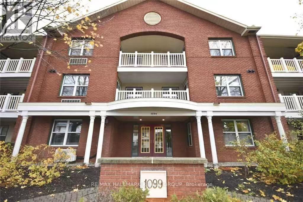 1099 Cadboro Road Unit 115 photo 2