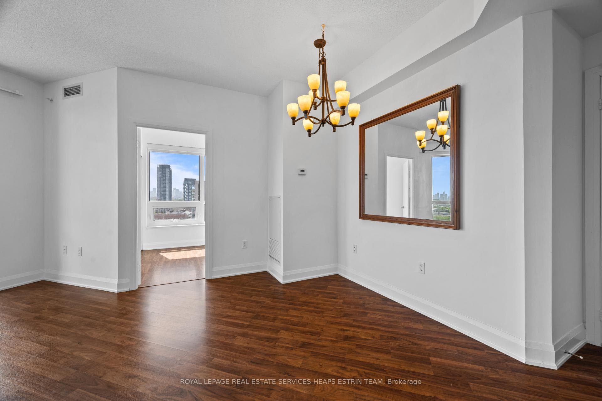 160 Vanderhoof Avenue Unit 913 photo 9