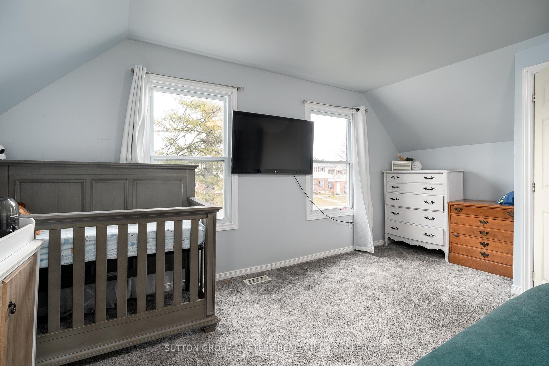 71 Brant Street photo 28
