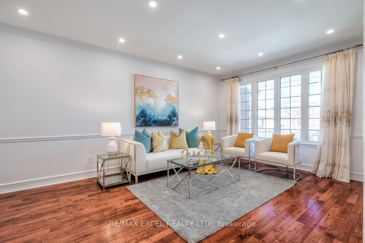310 Raymerville Drive photo 4