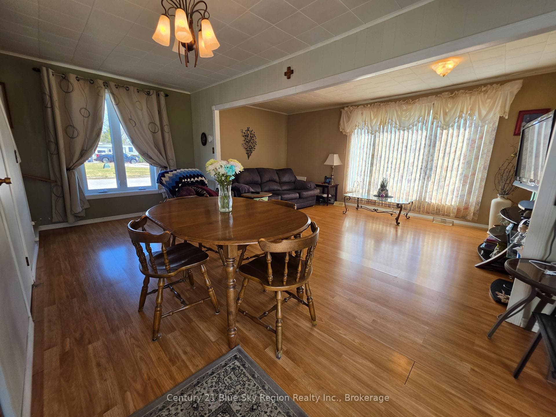 19 Gingras Avenue photo 8
