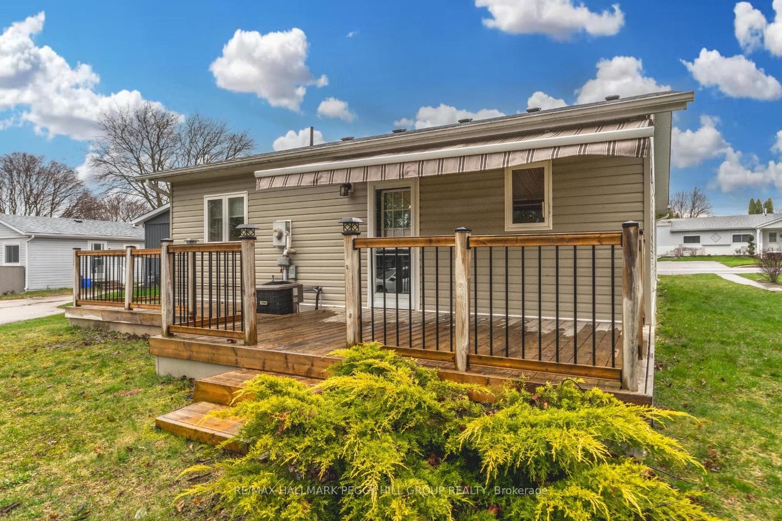 40 Flora Drive Drive photo 13