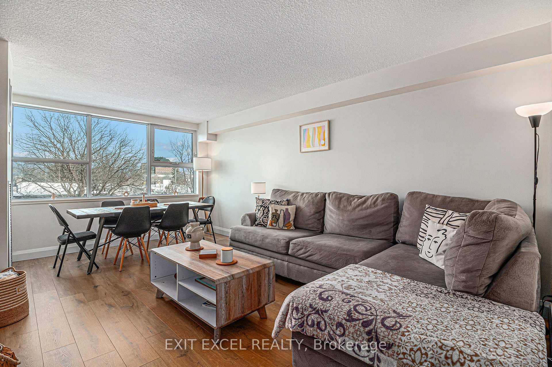 555 Brittany Drive Unit 312 photo 6