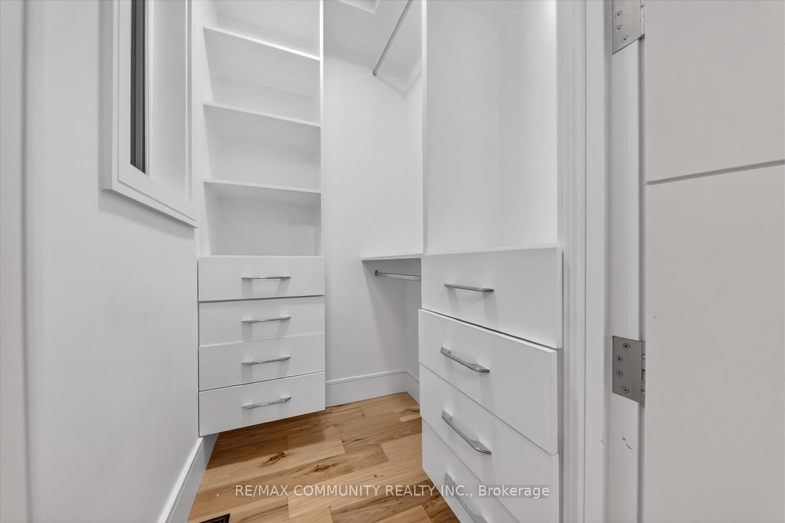 6268 Kingston Road photo 37