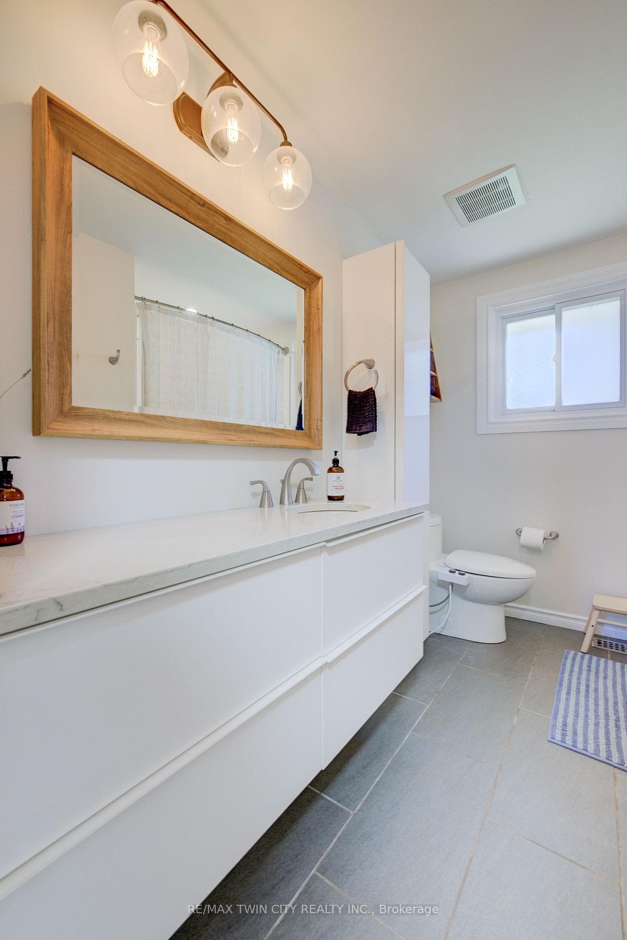 282 Braemore Avenue photo 26