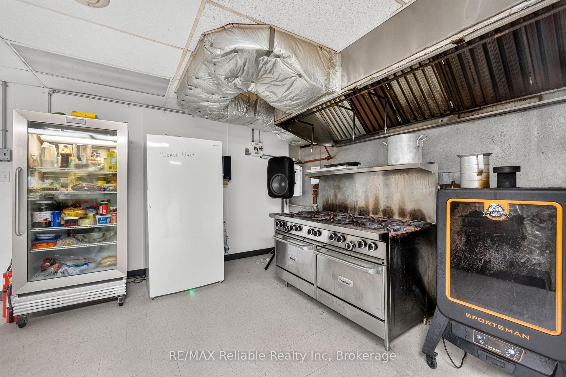 3969 Matilda Street photo 15