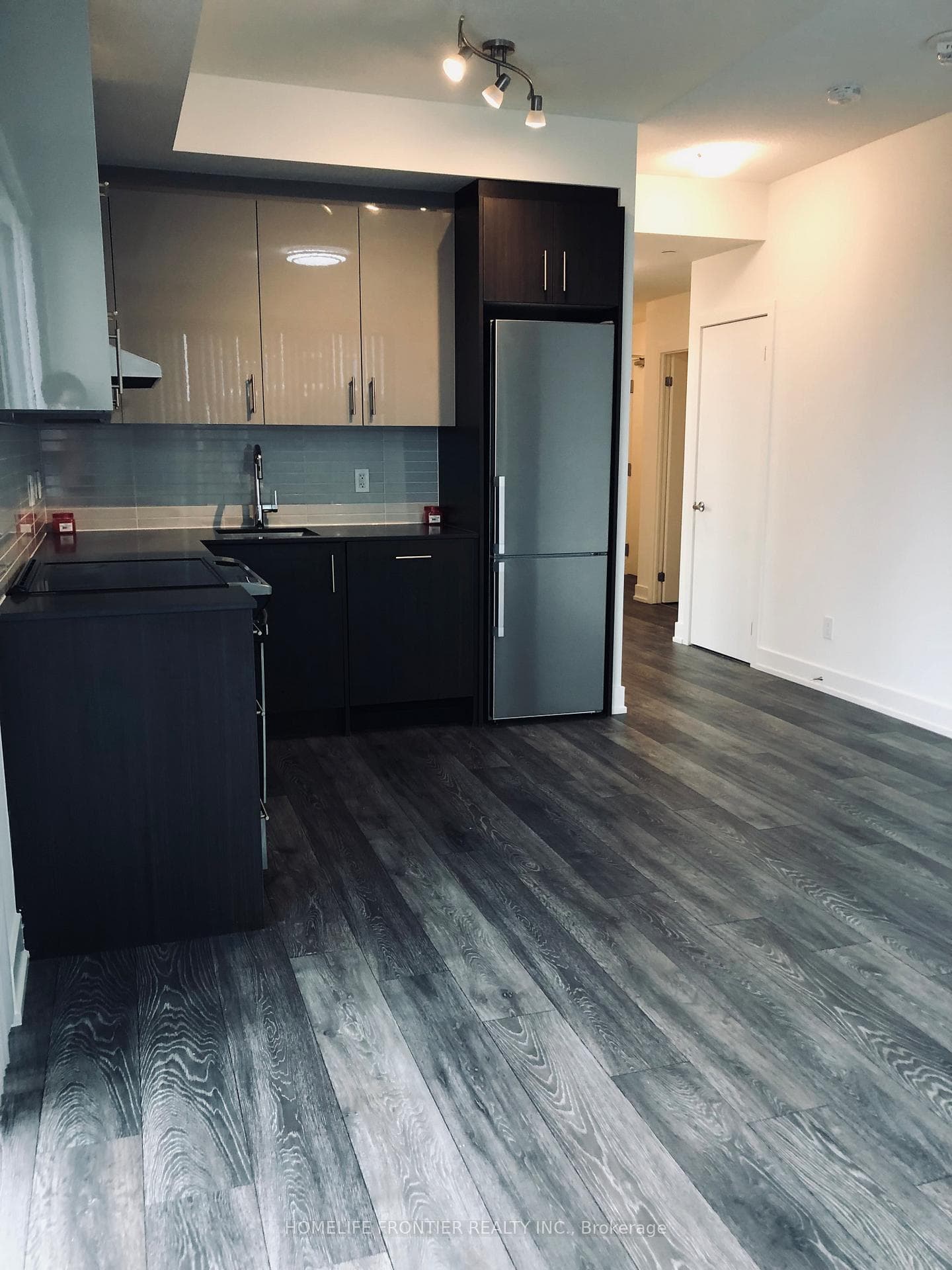 180 Fairview Mall Drive Unit 1712 photo 6