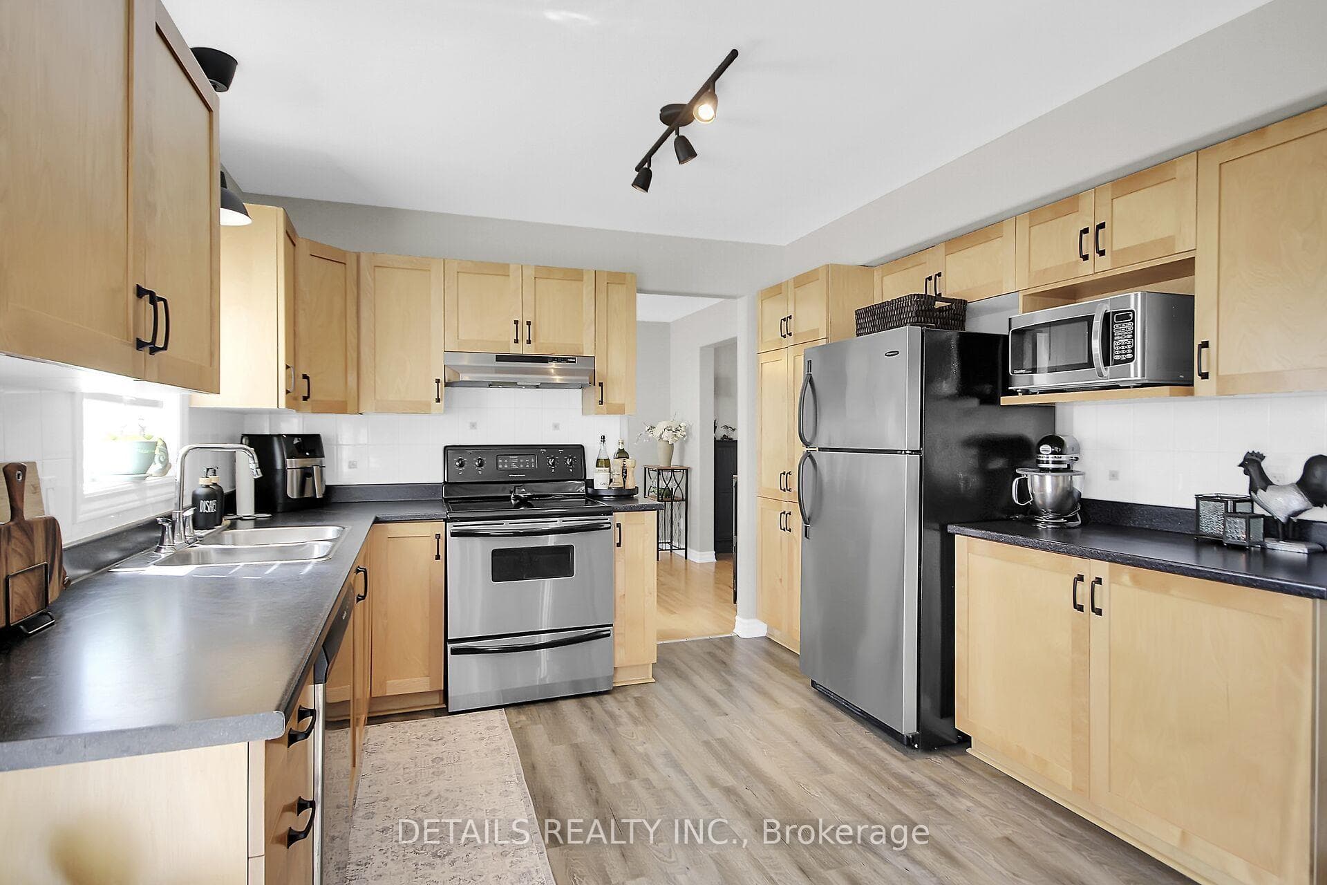 66 Lachaine Street photo 13
