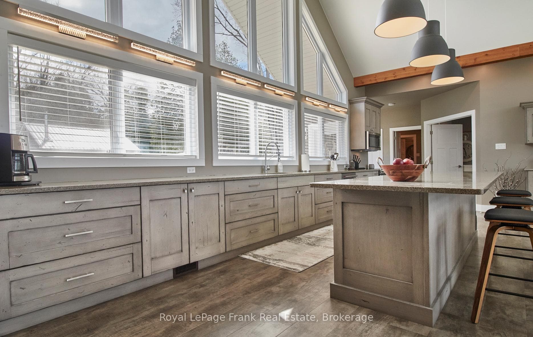 2269 McCracken's Landing Road photo 13