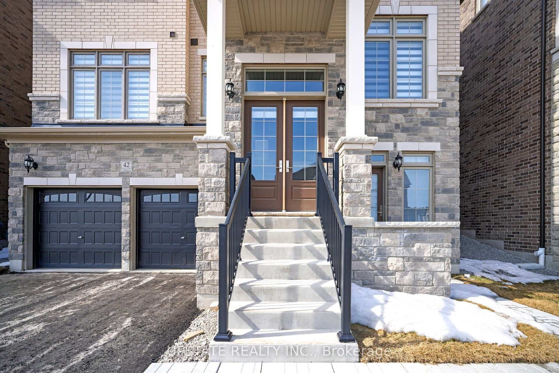 42 James Walker Avenue photo 2