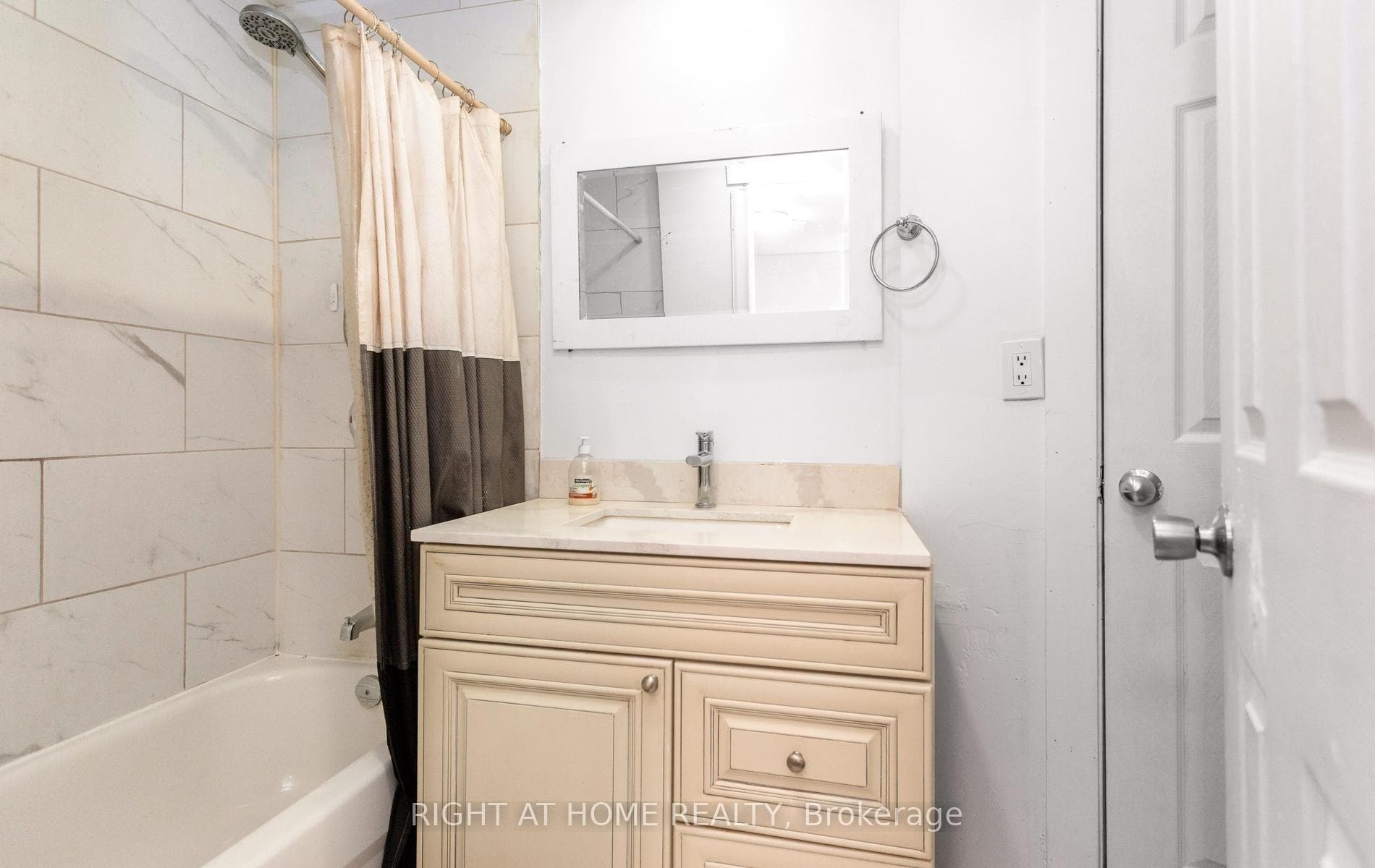 193 Madison Avenue photo 35