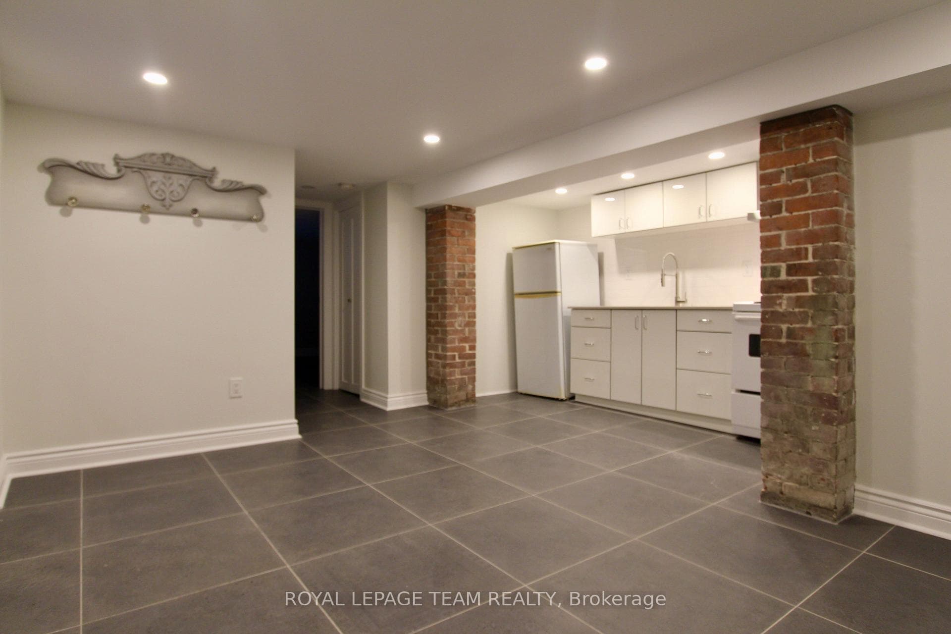 620 Cooper Street photo 24