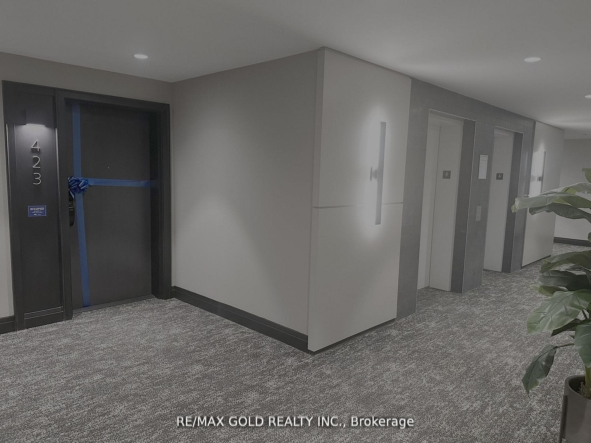 490 Gordon Krantz Avenue Unit 423 photo 10