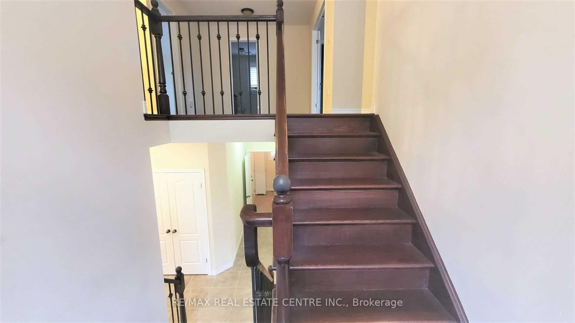 15 Sasha Court Unit (Upper Portion) photo 14