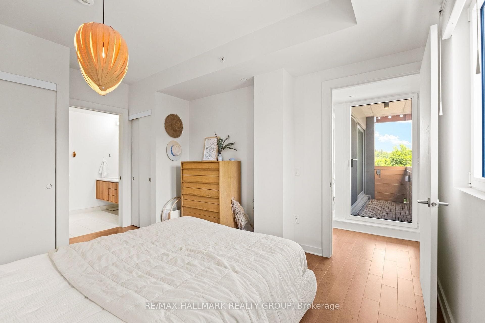 135 Barrette Street Unit 207 photo 24