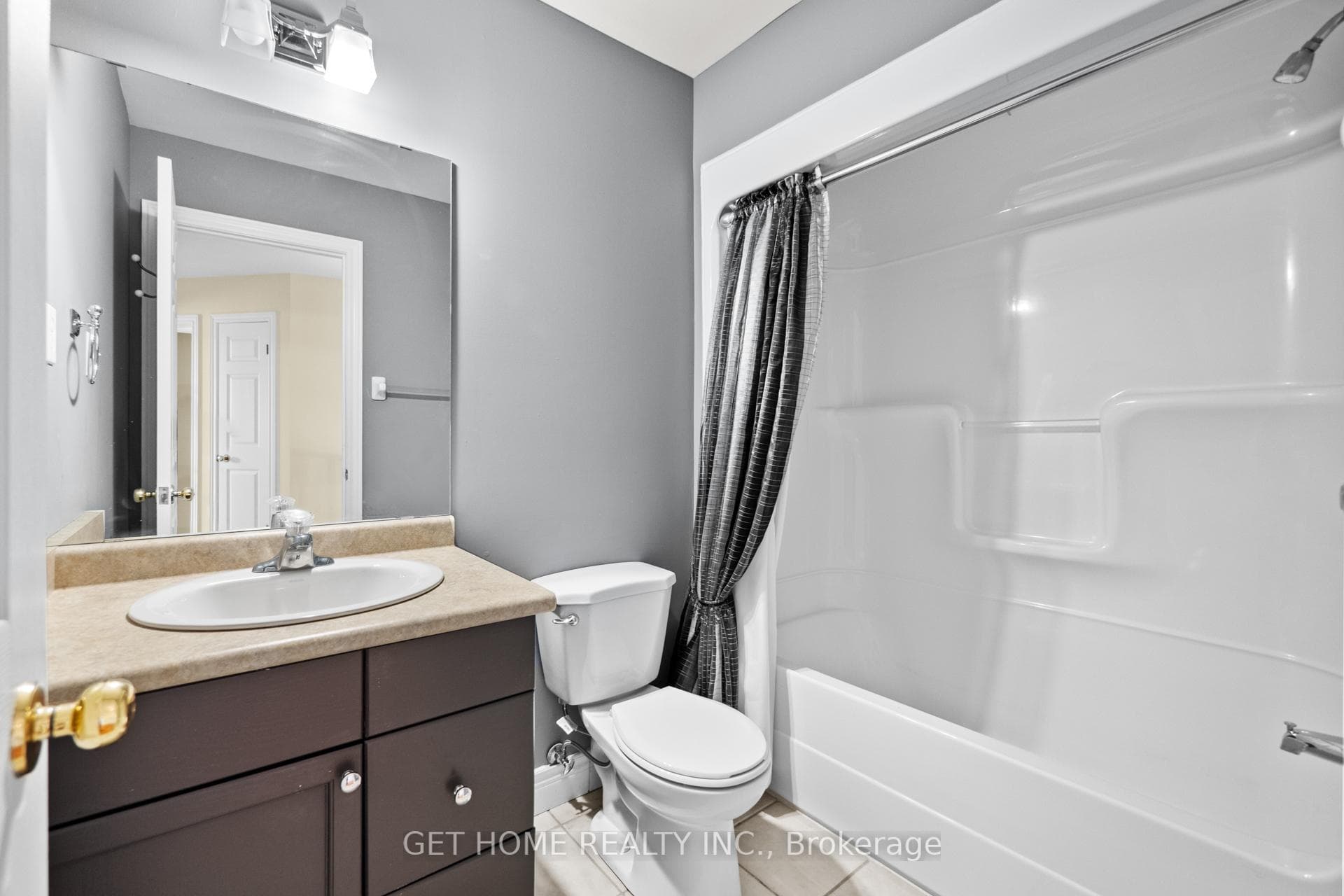 7 DONNA Drive photo 24