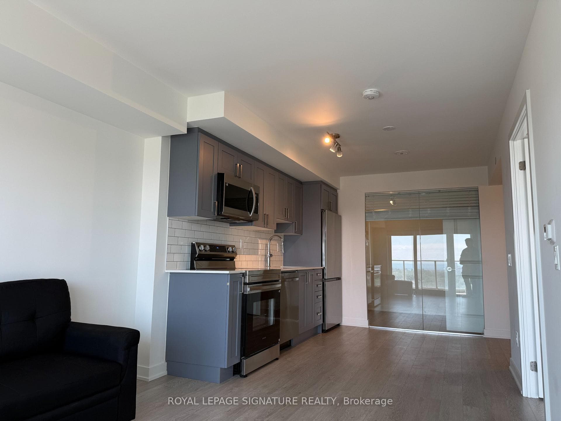 1010 Sandy Beach Road Unit 1906 photo 10