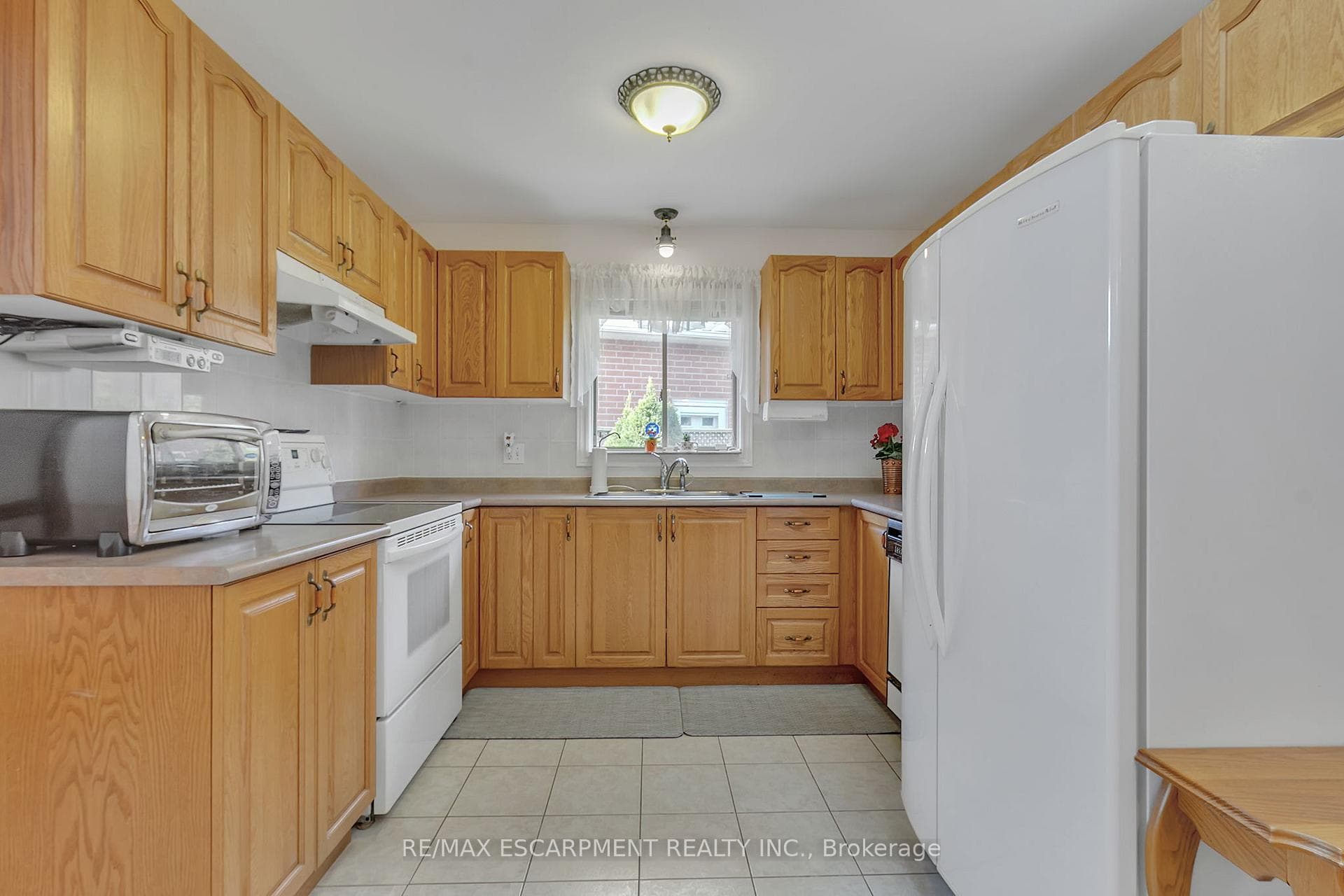 165 Gagliano Drive photo 9