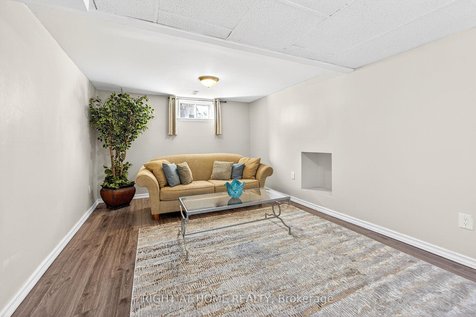 24 Milverton Close photo 28