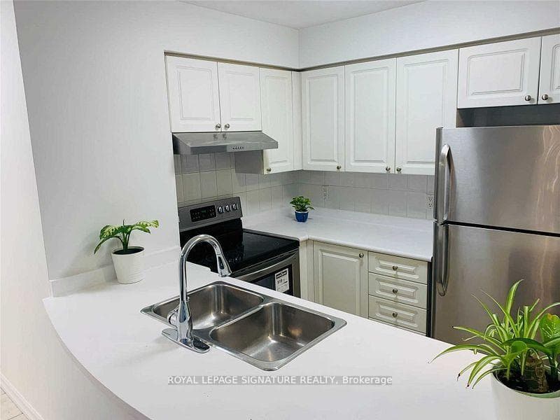 8 Hillcrest Avenue Unit 2801 photo 14