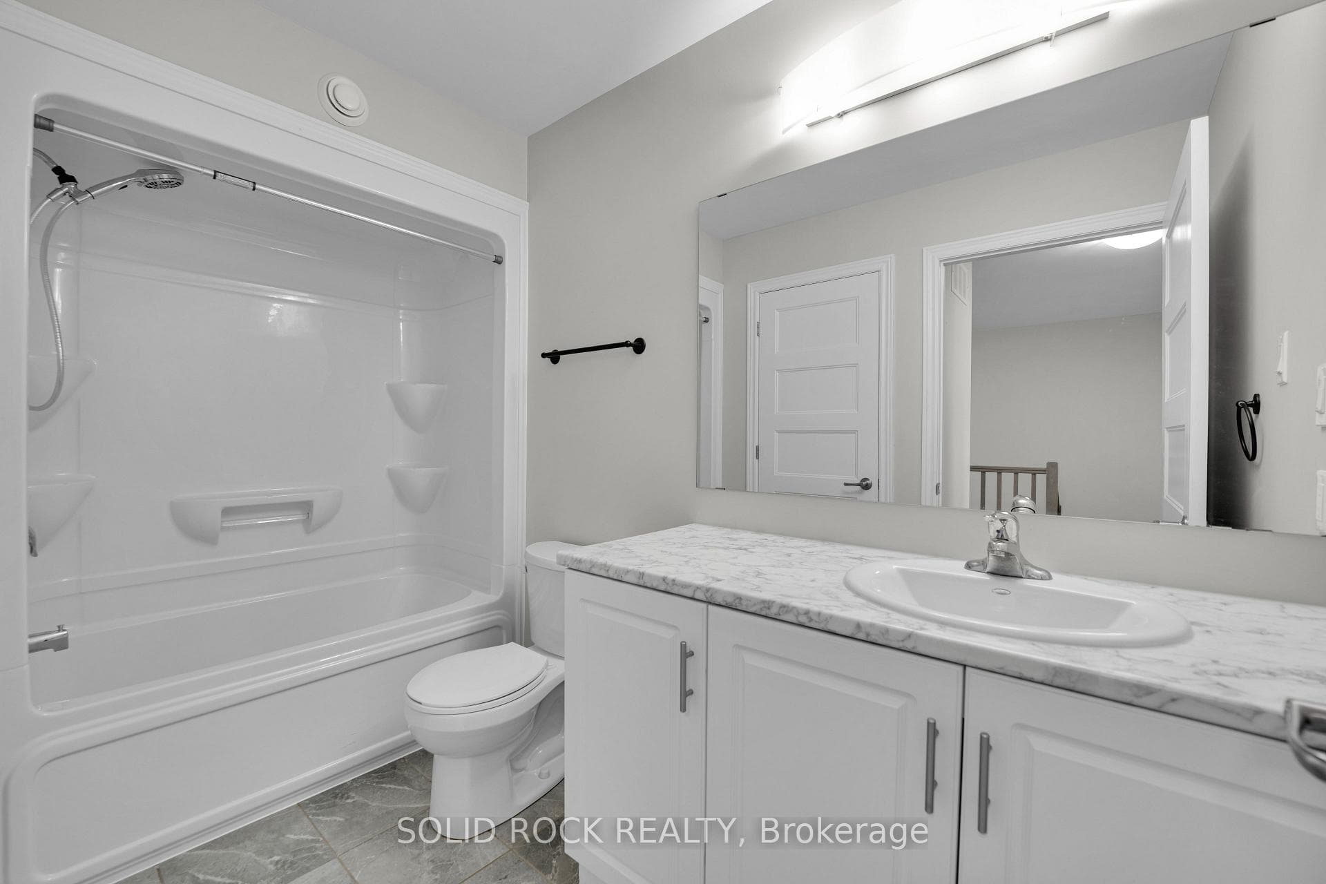 82 O'Donovan Drive photo 19
