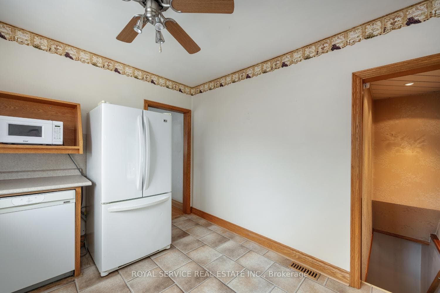 388 Dublin Street photo 5