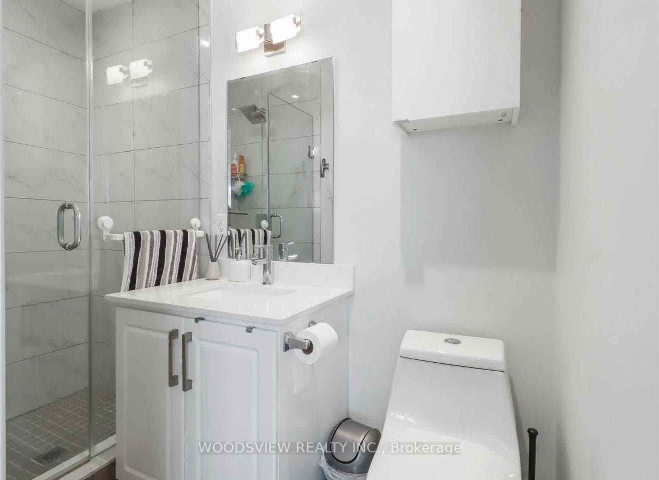 61 Virginia Boulevard photo 10