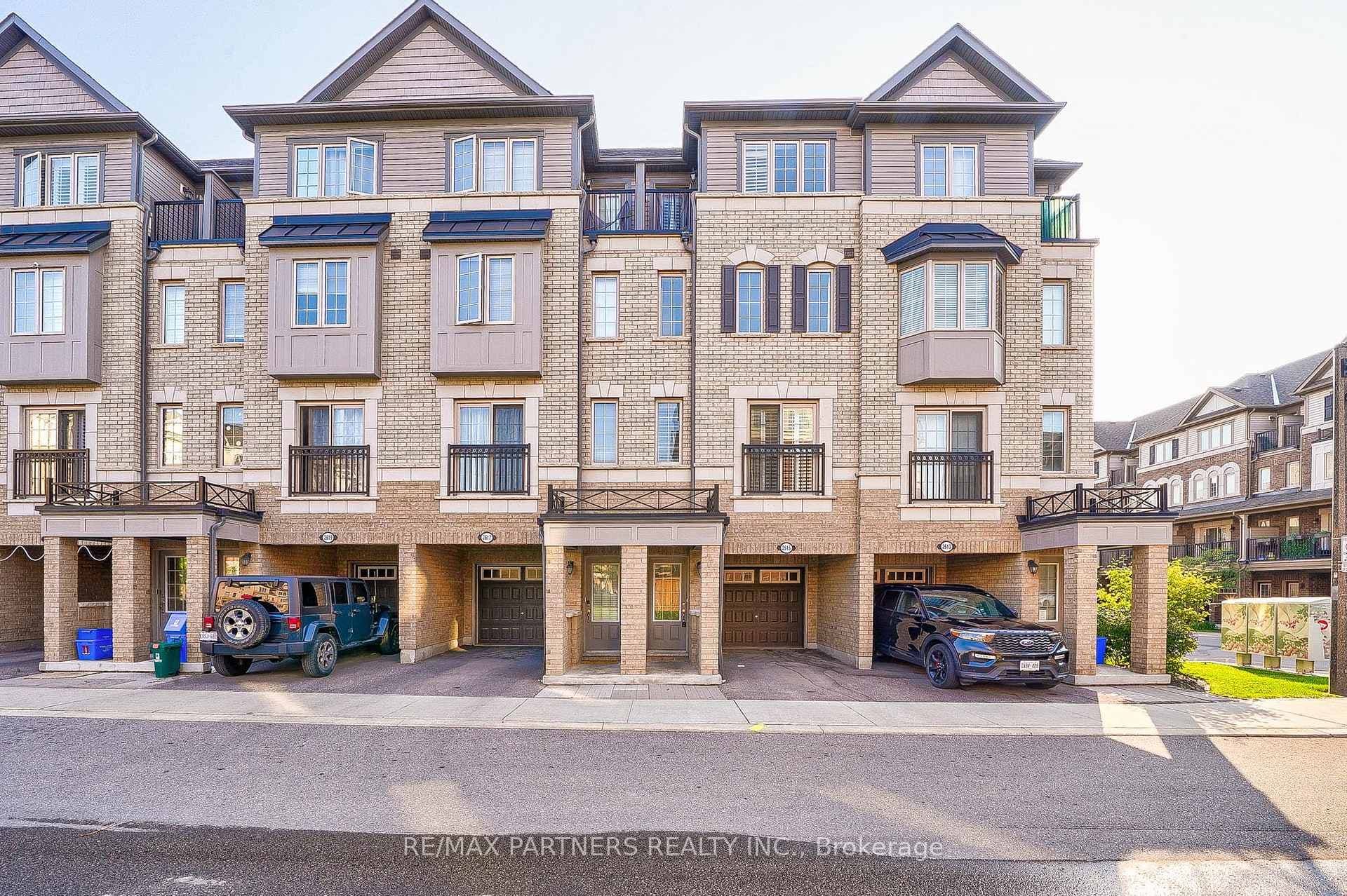 2615 Eaglesham Path photo 1