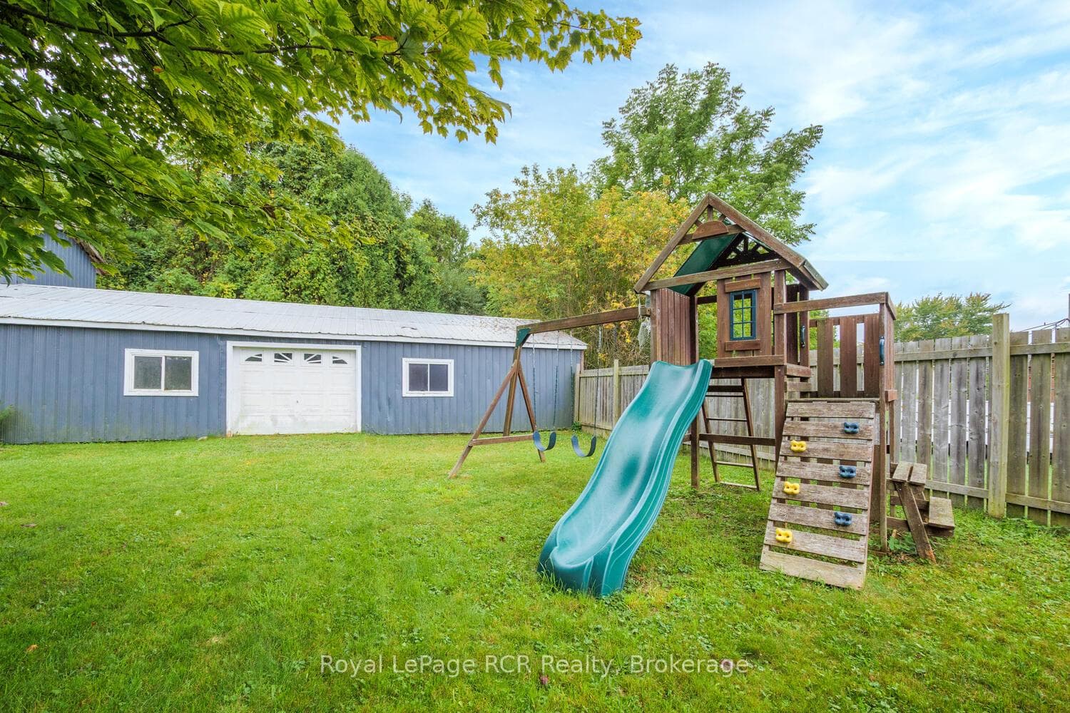 525 Augusta Street photo 14