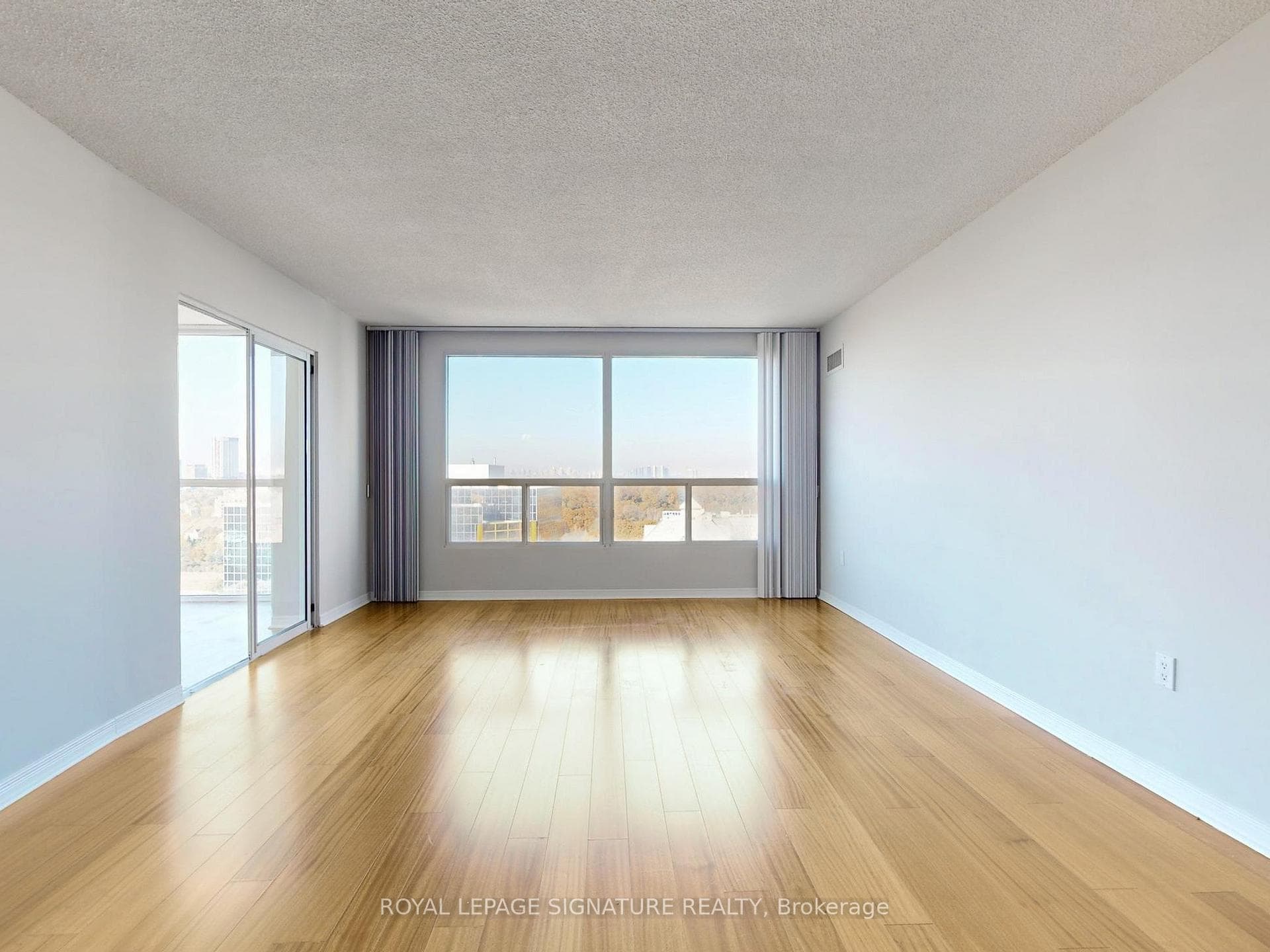 5 Concorde Place Unit 1405 photo 6