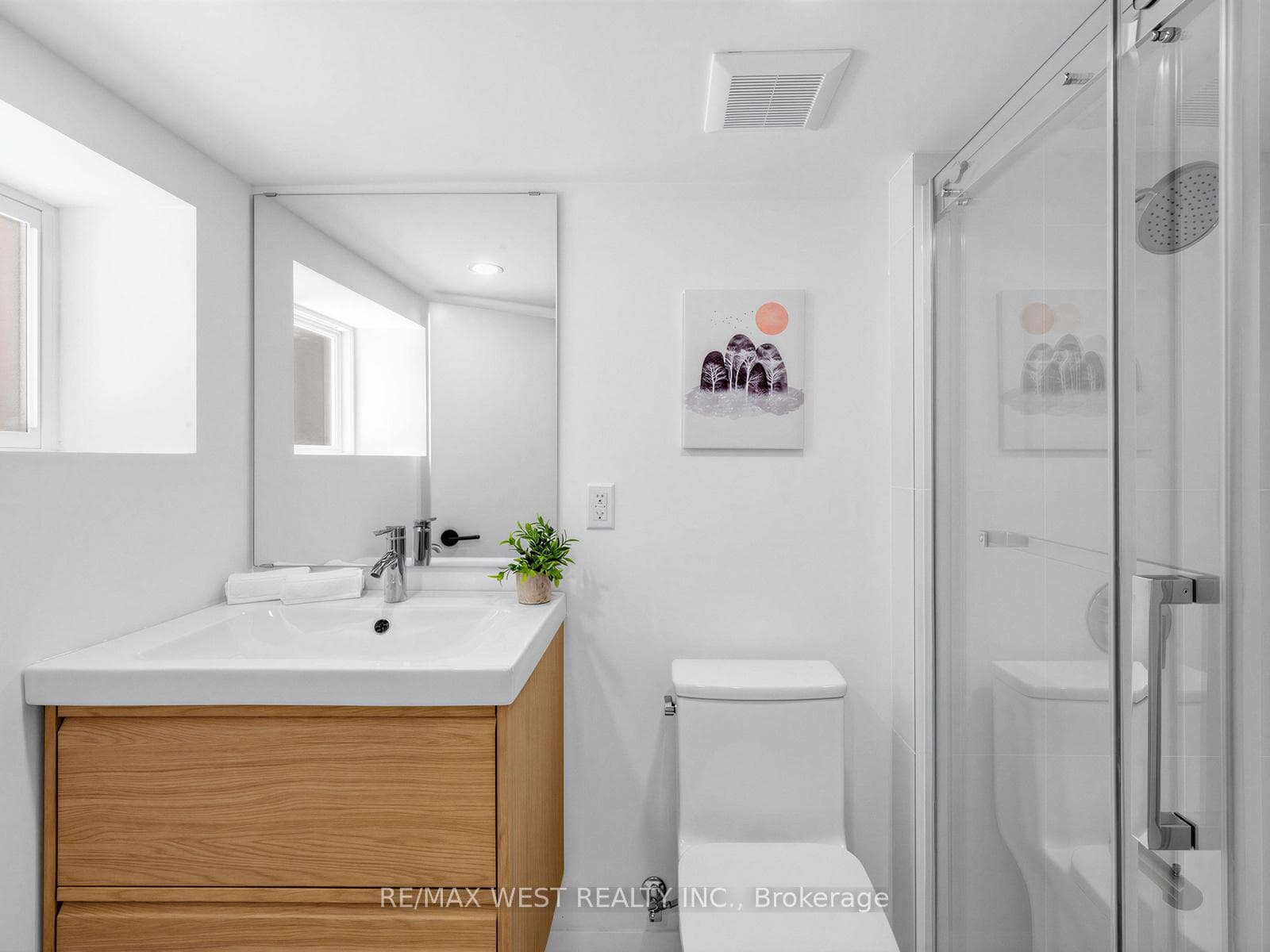 67 Day Avenue photo 20