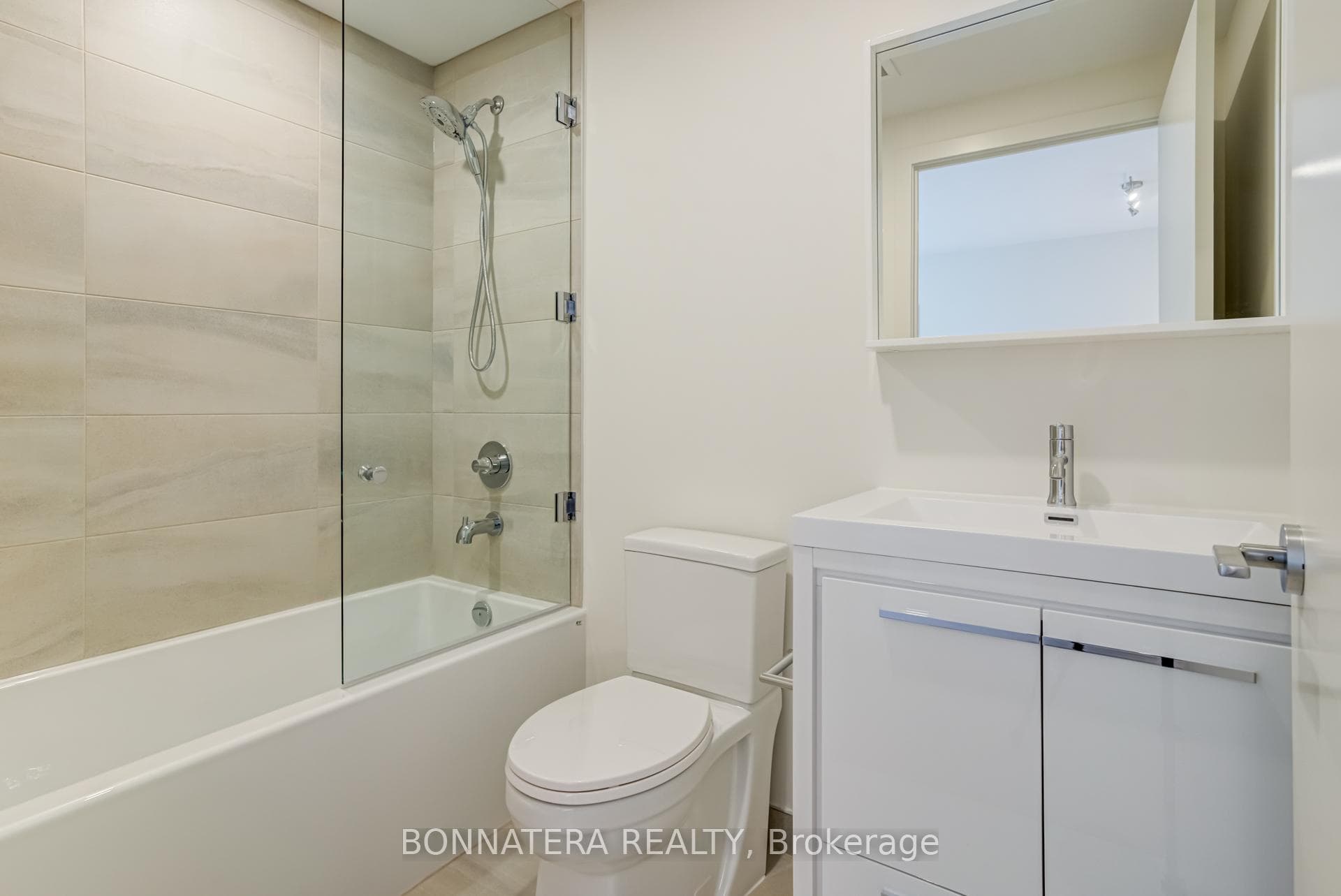 212 King William Street Unit 1205 photo 17