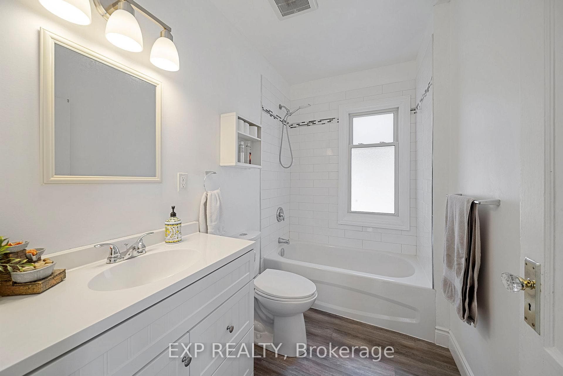 124 Chesterfield Avenue photo 15