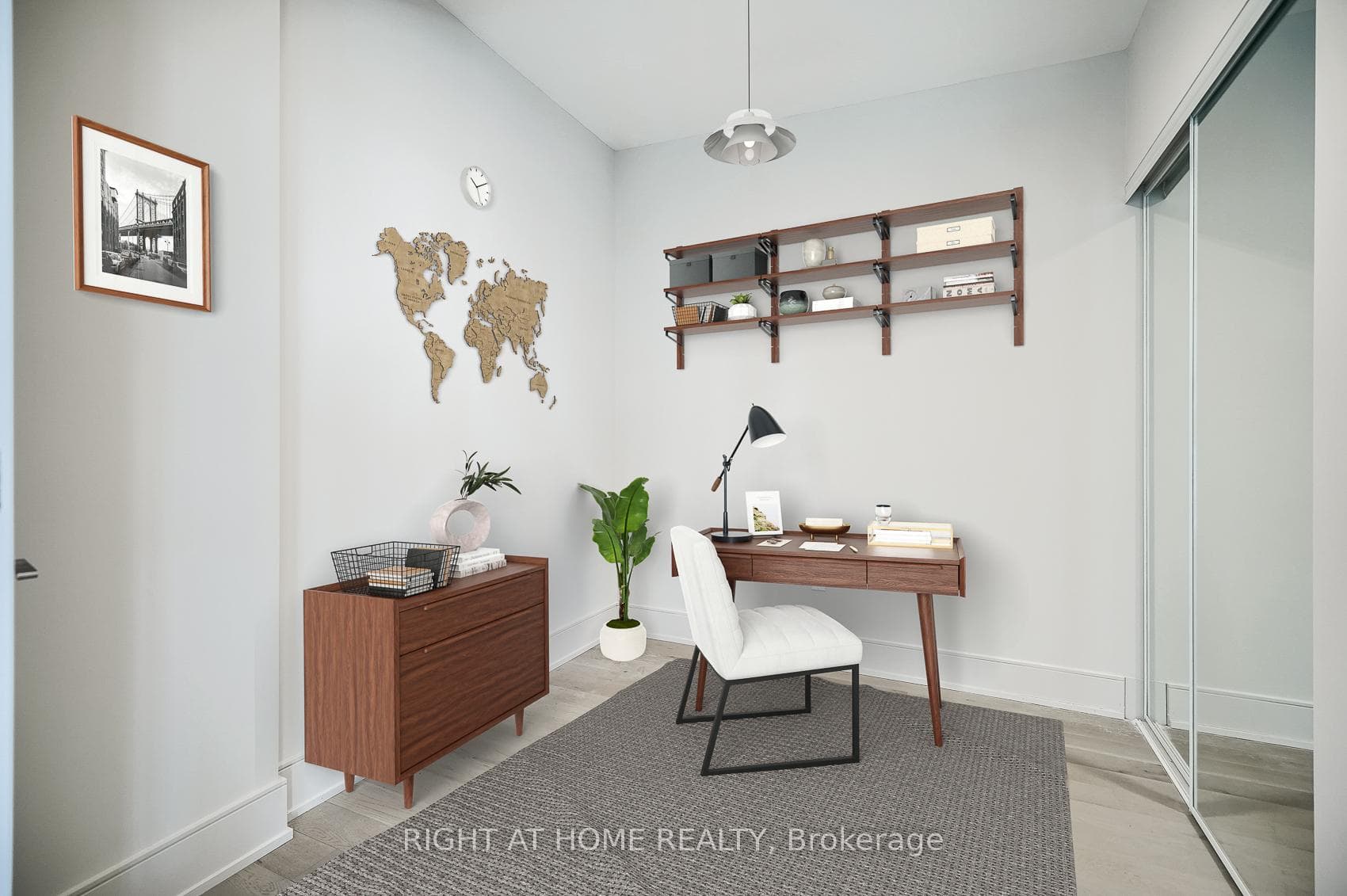 Den/3rd Bedroom