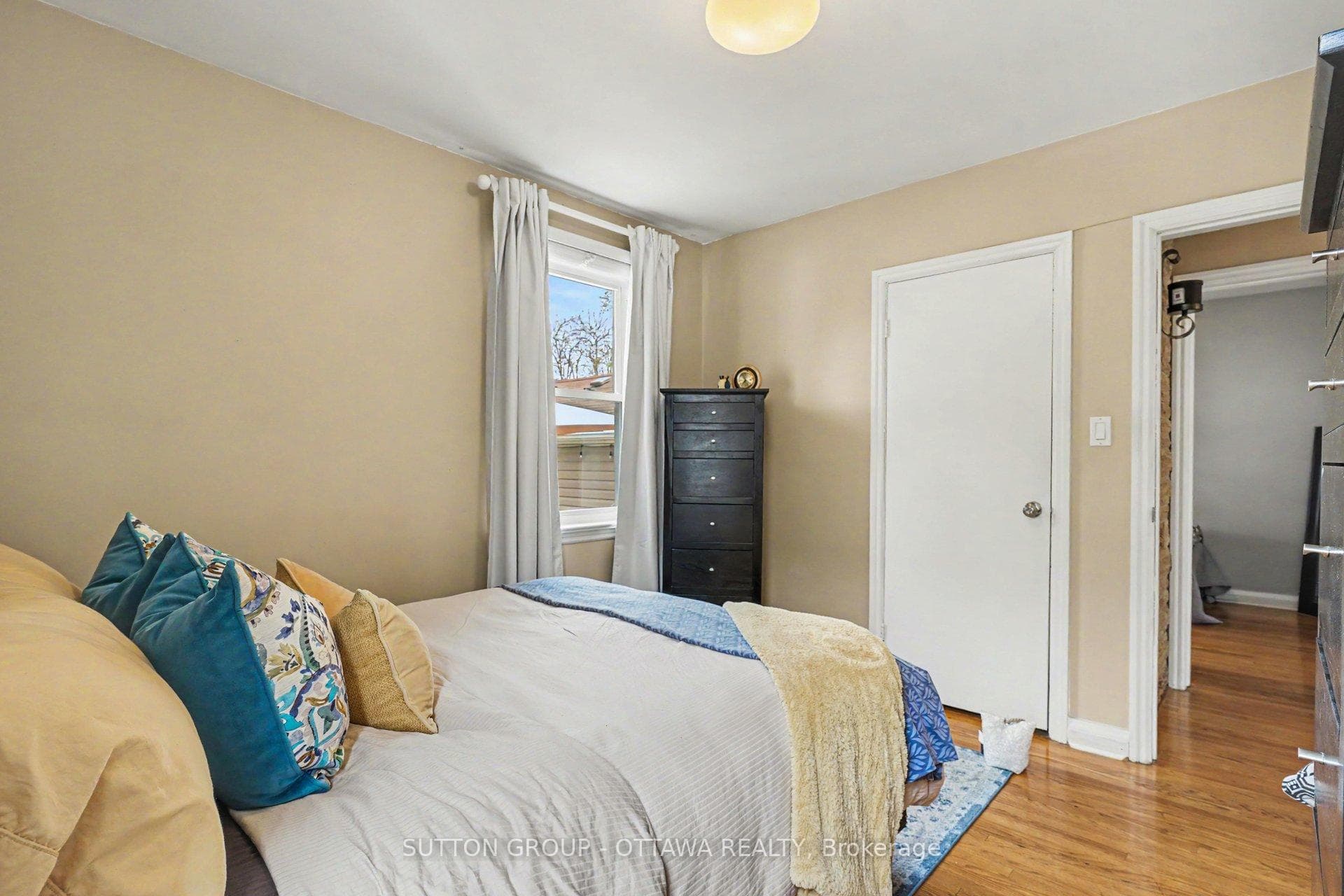 323 Wilson Road photo 9